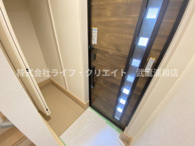マイホームネクスト桜区新開の玄関