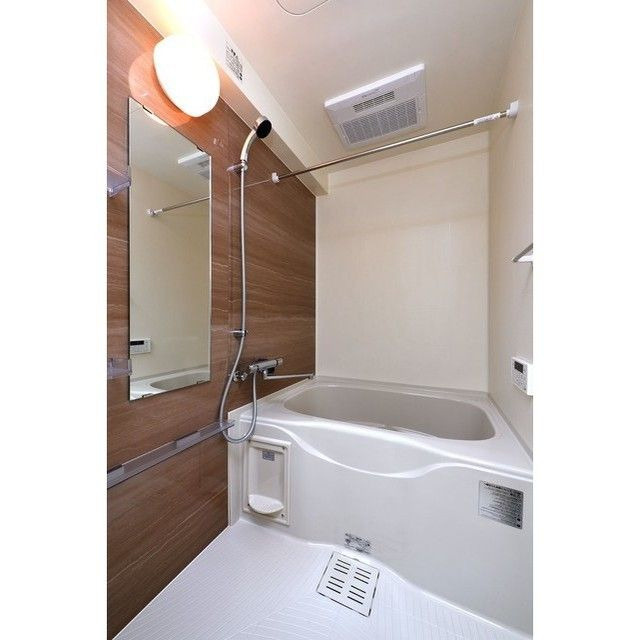 LIBTH天神東Ⅱの浴室