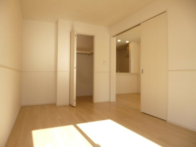 ロカ　ブリリアントAの洋室