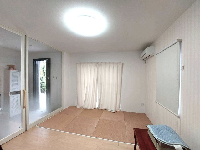 【中古戸建】前橋市小相木町の和室|■1階和室｜意外と場所をとるアイロンがけや、お洗濯物を畳むときにも広々と使うことができ、ちょっと一休みしたいとき、すぐに横になれるのも魅力です♪