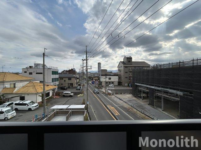 エタン・ロッシの展望