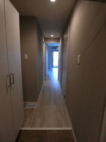 グランステディ城東中央の玄関