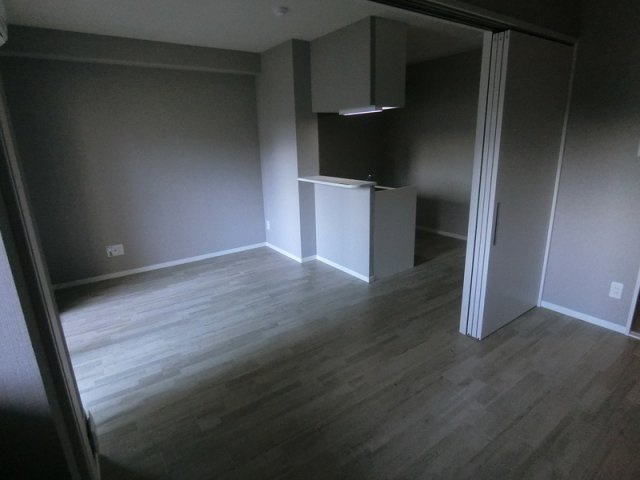 グランステディ城東中央の居間・リビング