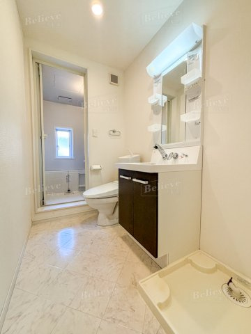 NEO　CRESTの内装