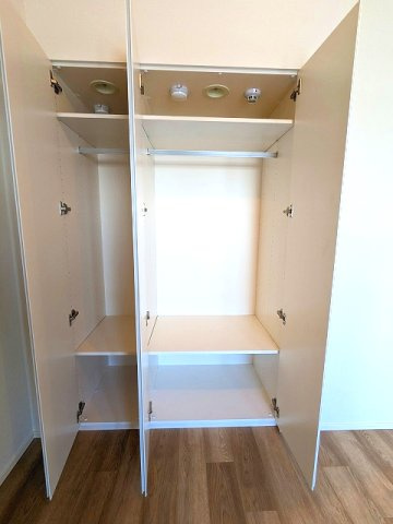 Due三ノ輪Ⅰの設備|5.1帖洋室のクローゼット