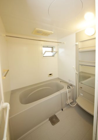 ブランメゾンの浴室