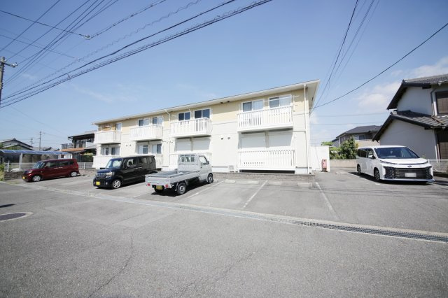 ブランメゾンの駐車場