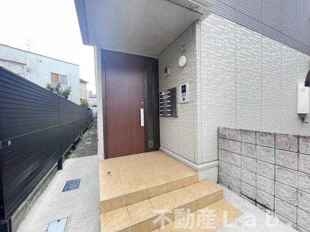 コンフィデンスKS近見のエントランス