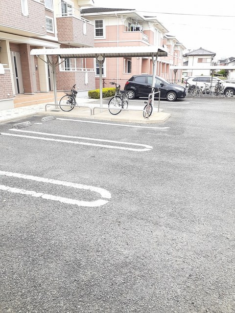 ソーレ　プリート　Ｎの駐車場|駐車場