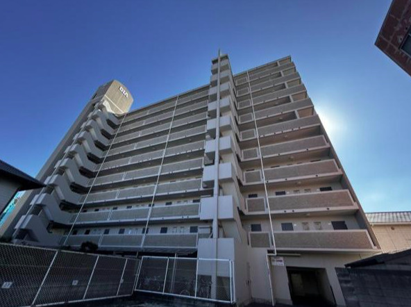 ダイアパレス新居浜 8階の外観