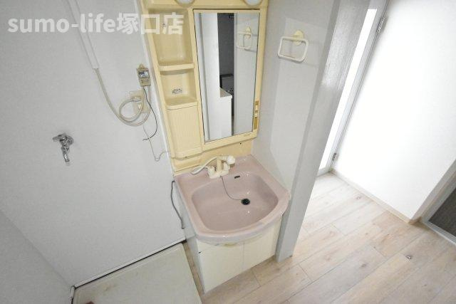 青葉ハイツの洗面所