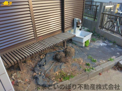【庭】 | 久喜市西大輪5丁目中古戸建て | お庭の付いた物件です
