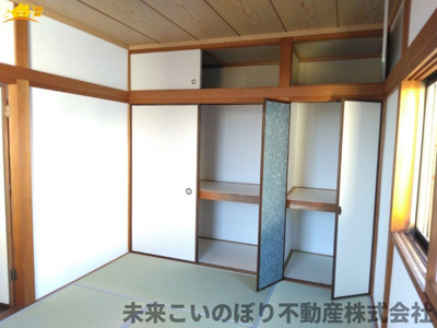 【収納】 | 久喜市西大輪5丁目中古戸建て | 各居室には十分な収納スペースを確保。お部屋全体を広々と使うことができます。