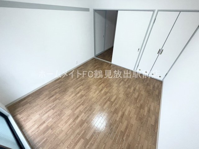 オリエントマンションの洋室