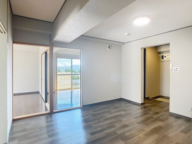 千歳山マンションの内装