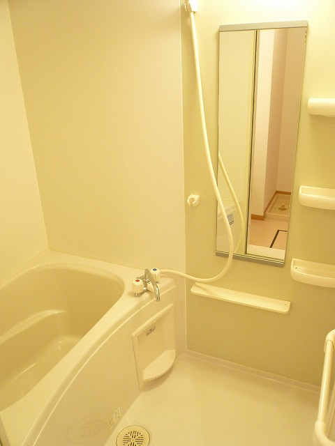 ブライトブルーＴ・Ｋ　Ｂの浴室|バス