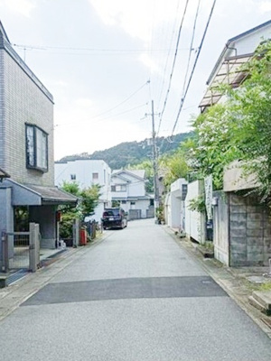 【前面道路含む現地写真】 | 山科区四ノ宮小金塚　新築戸建