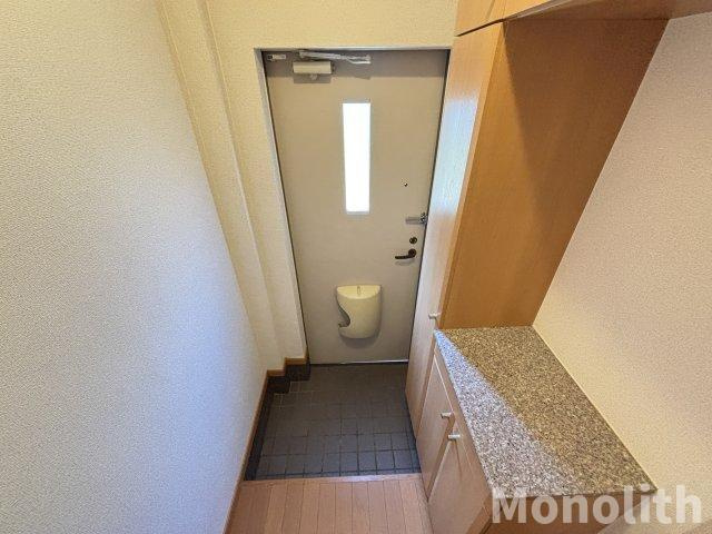 サニースクエアC棟の玄関