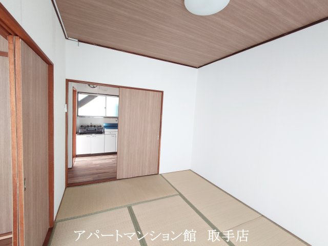 フォーシーズン藤代の居間・リビング