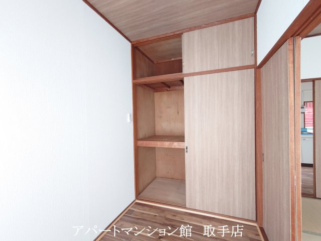 フォーシーズン藤代の収納