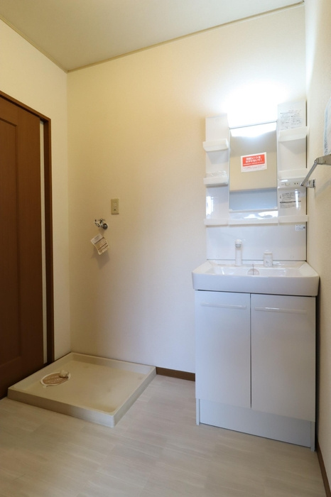 コージーコートの洗面所