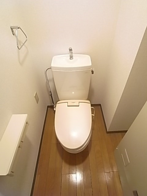 中野ビルのトイレ