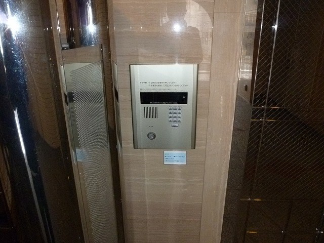 中野ビルの外観