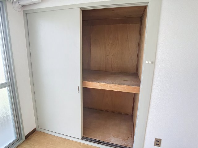 千歳山マンションの収納