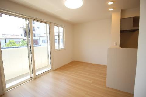 シャルールの居間・リビング|リビング