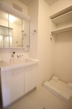 シャルールの洗面所|洗面