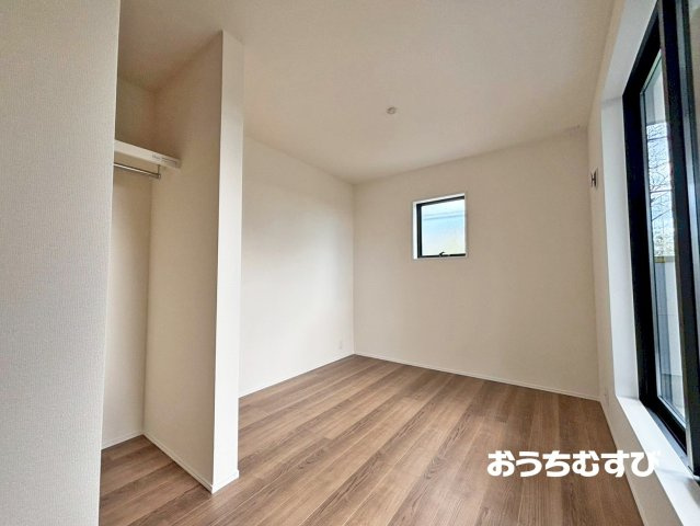 春日井市桃山町定野(全3棟)の洋室