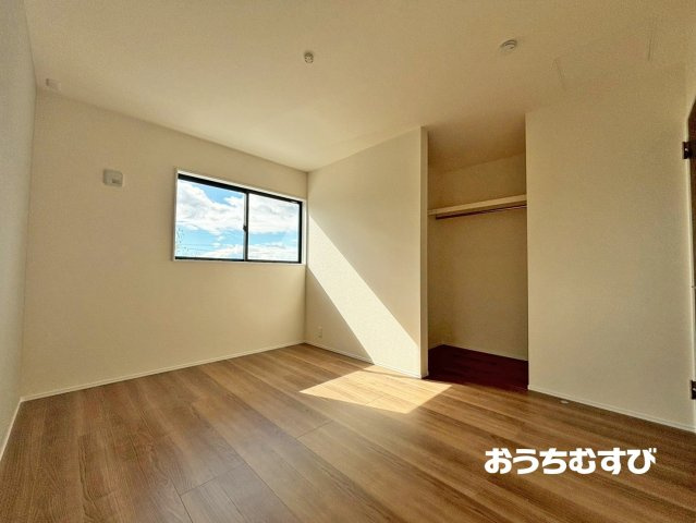 春日井市桃山町定野(全3棟)の洋室