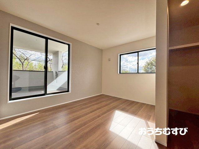 春日井市桃山町定野(全3棟)の洋室