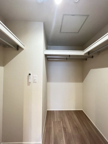 アルビオン　コートの収納|大容量のWICがうれしい♪