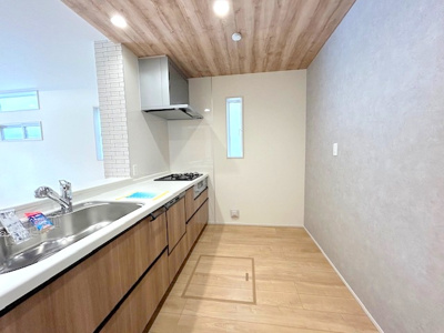 【キッチン】 | 枚方市渚東町3期2棟　2号棟