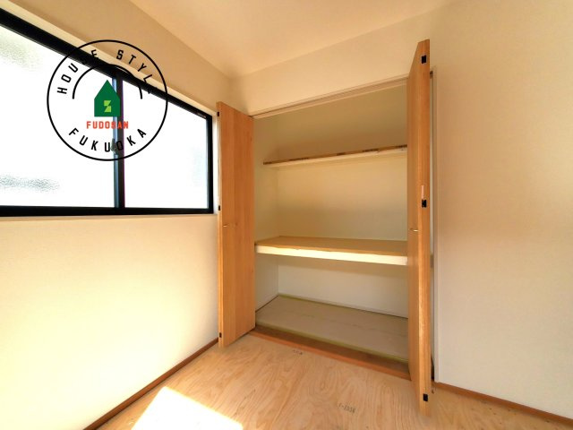 福津市福間南5丁目第5-3棟（2号棟）の内観：施工例|大きなスペースがあり、収納には困りません。