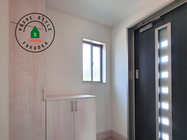 福津市福間南5丁目第5-3棟（2号棟）の防犯設備|二重ロックでしっかり防犯対策ができます。