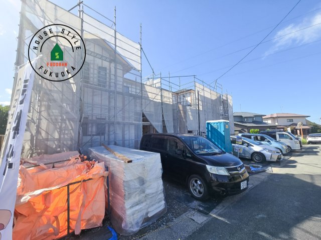 福津市福間南5丁目第5-3棟（2号棟）の前面道路含む現地写真|見学の時間などお気軽にお問い合わせ下さい。