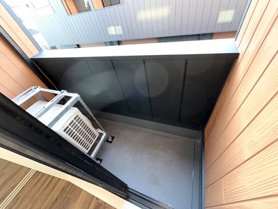 【バルコニー】 | BASE KOURAKU