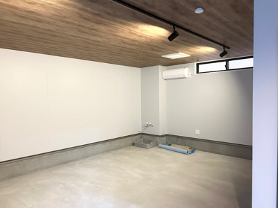 【洋室】 | BASE KOURAKU