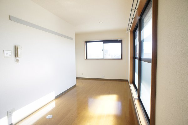 エクセル貴多川第３Ｂの居間・リビング