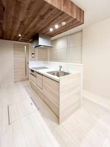 アルビオン　コートのキッチン|ビルトイン食洗機付きで、家事の手間も軽減♪