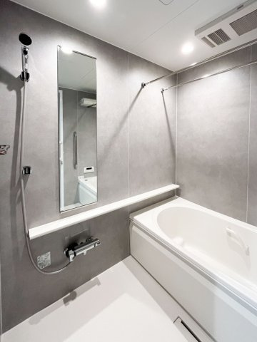 アルビオン　コートの浴室|一日の疲れを癒すオートバスは追い焚き機能♪浴室乾燥機付き