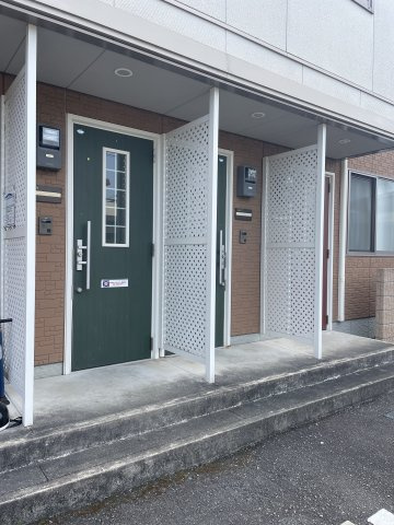 メゾン古閑中のエントランス