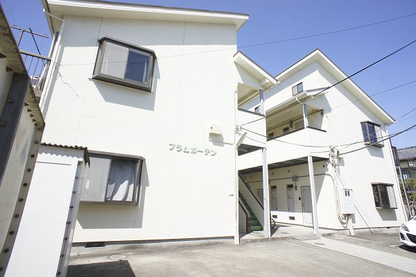 プラムガーデン