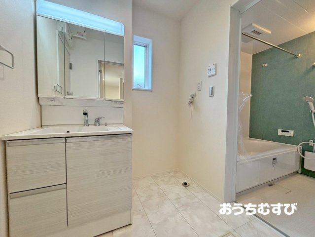 春日井市桃山町定野(全3棟)の独立洗面台