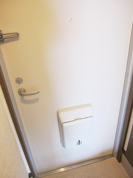 アンプルール　フェール　レーベンの玄関