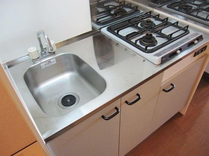 アンプルール　フェール　レーベンのキッチン