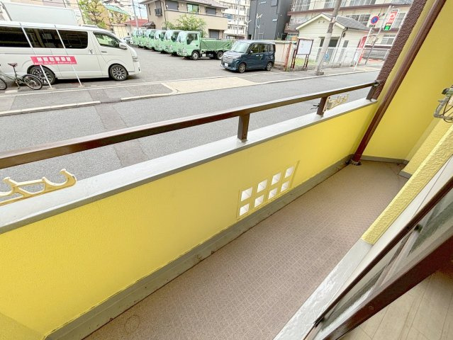 ベルフラワー山下のバルコニー