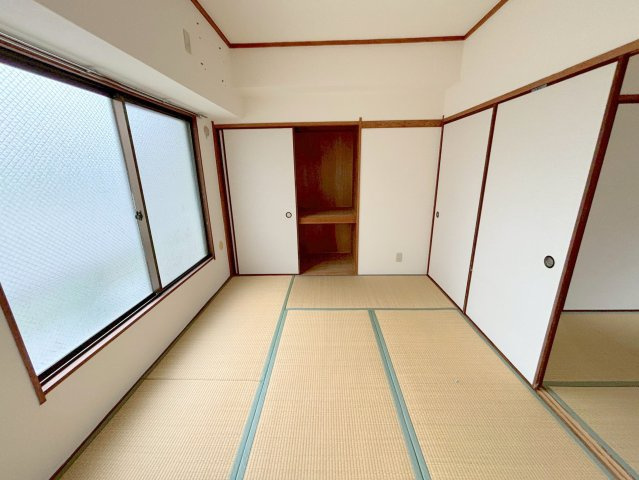 ベルフラワー山下の和室